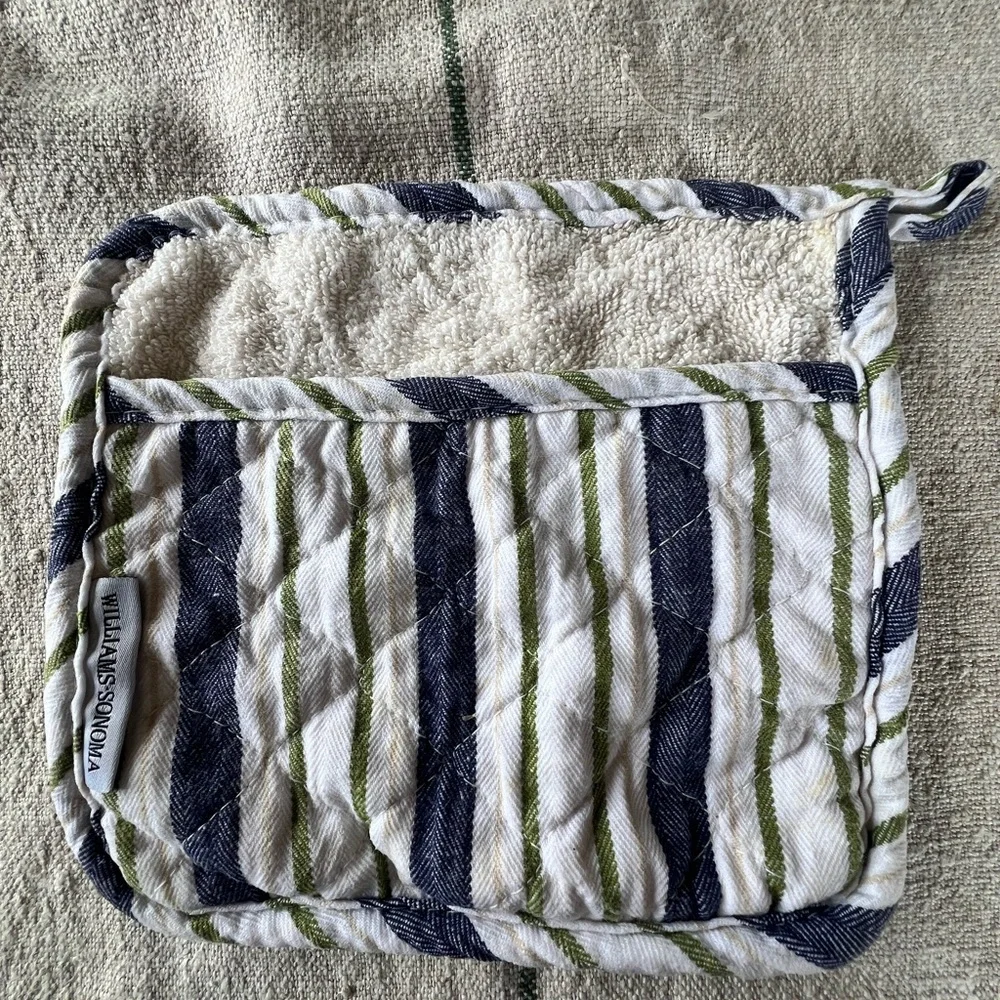 Williams Sonoma Navy and Green Striped Kitchen Set​